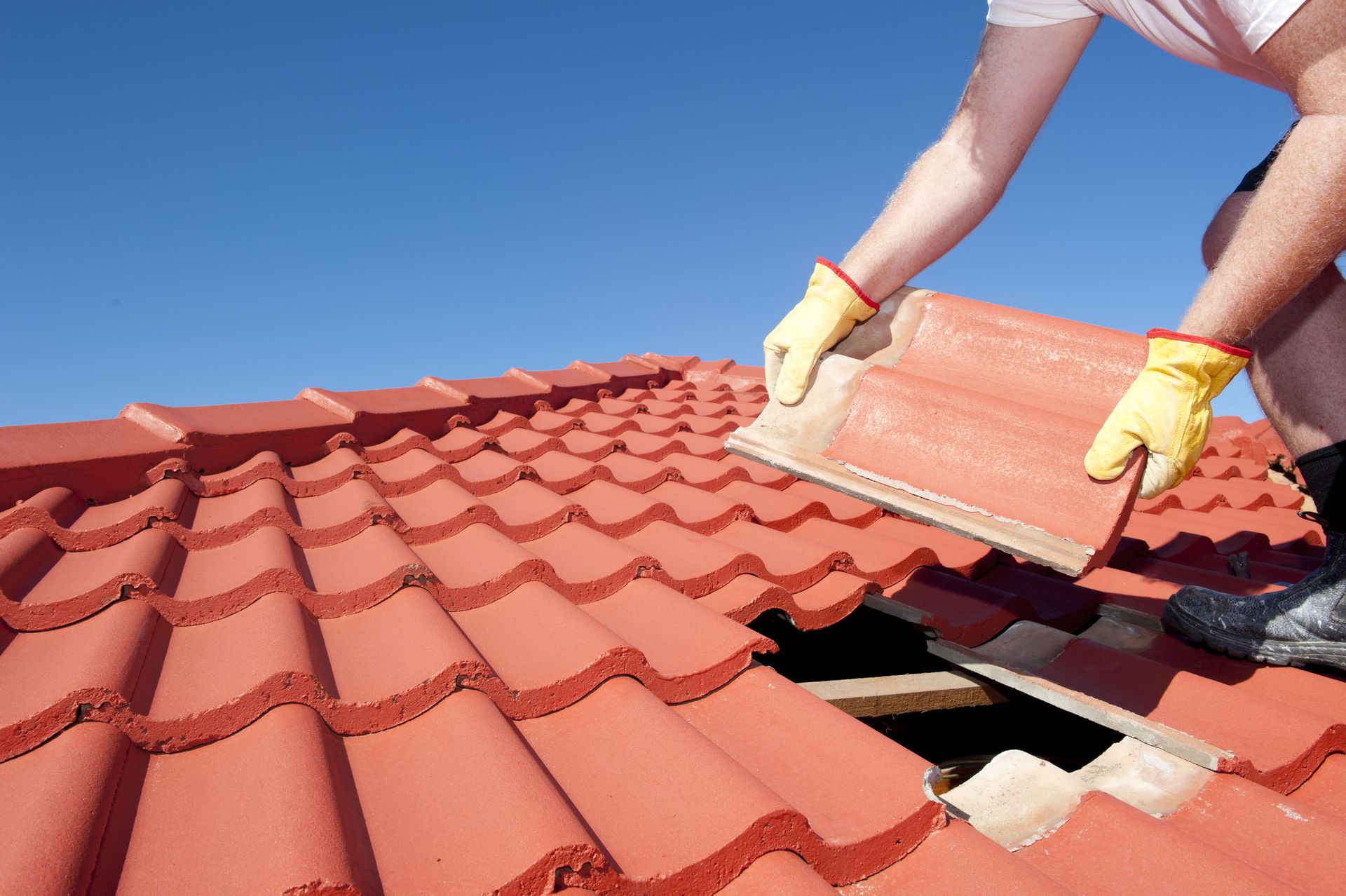 local roofing company