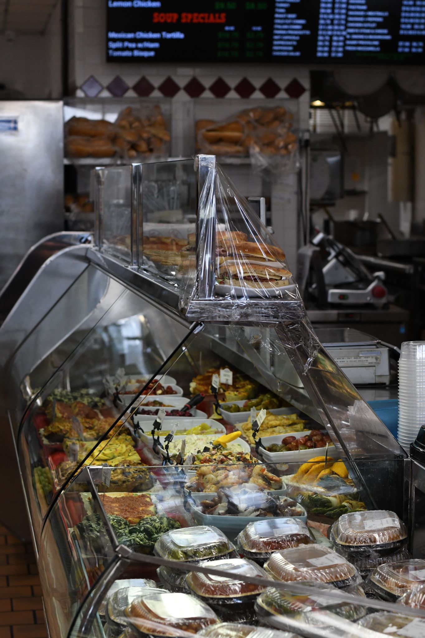 Liuzzi Gourmet Market Grab N Go Meals 07