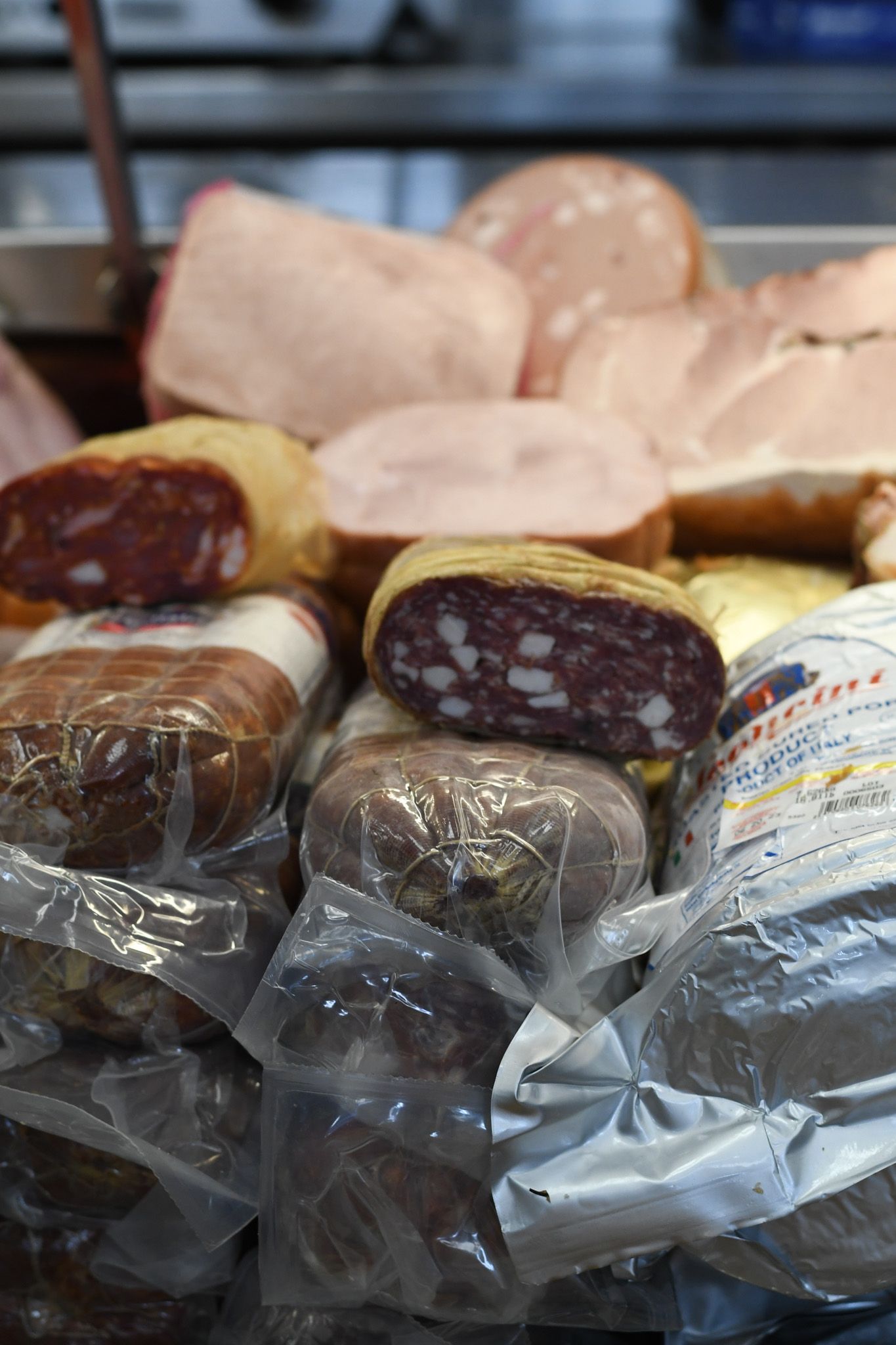 Liuzzi Gourmet Market Deli 05