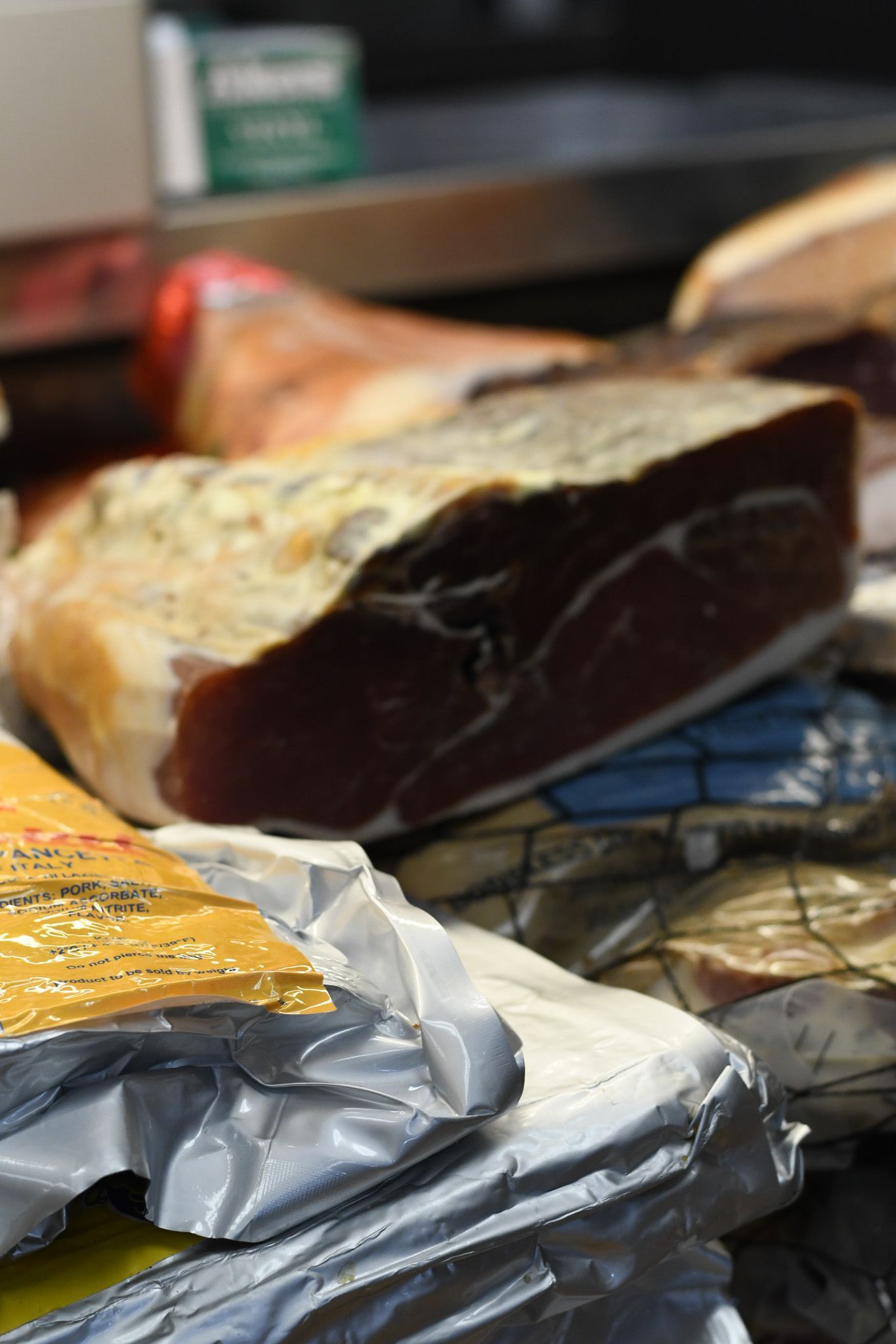 Liuzzi Gourmet Market Deli 08