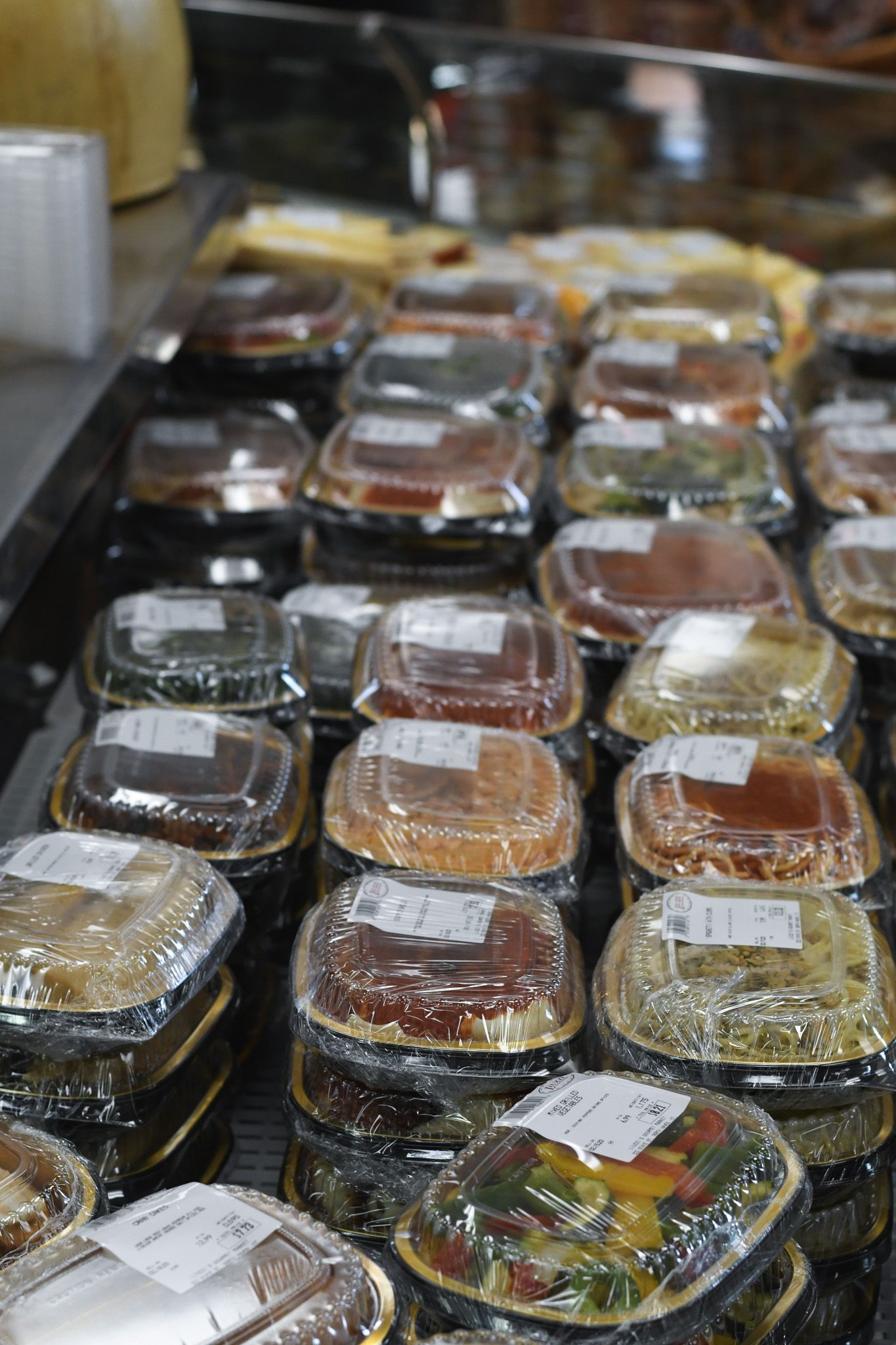 Liuzzi Gourmet Market Grab N Go Meals 03