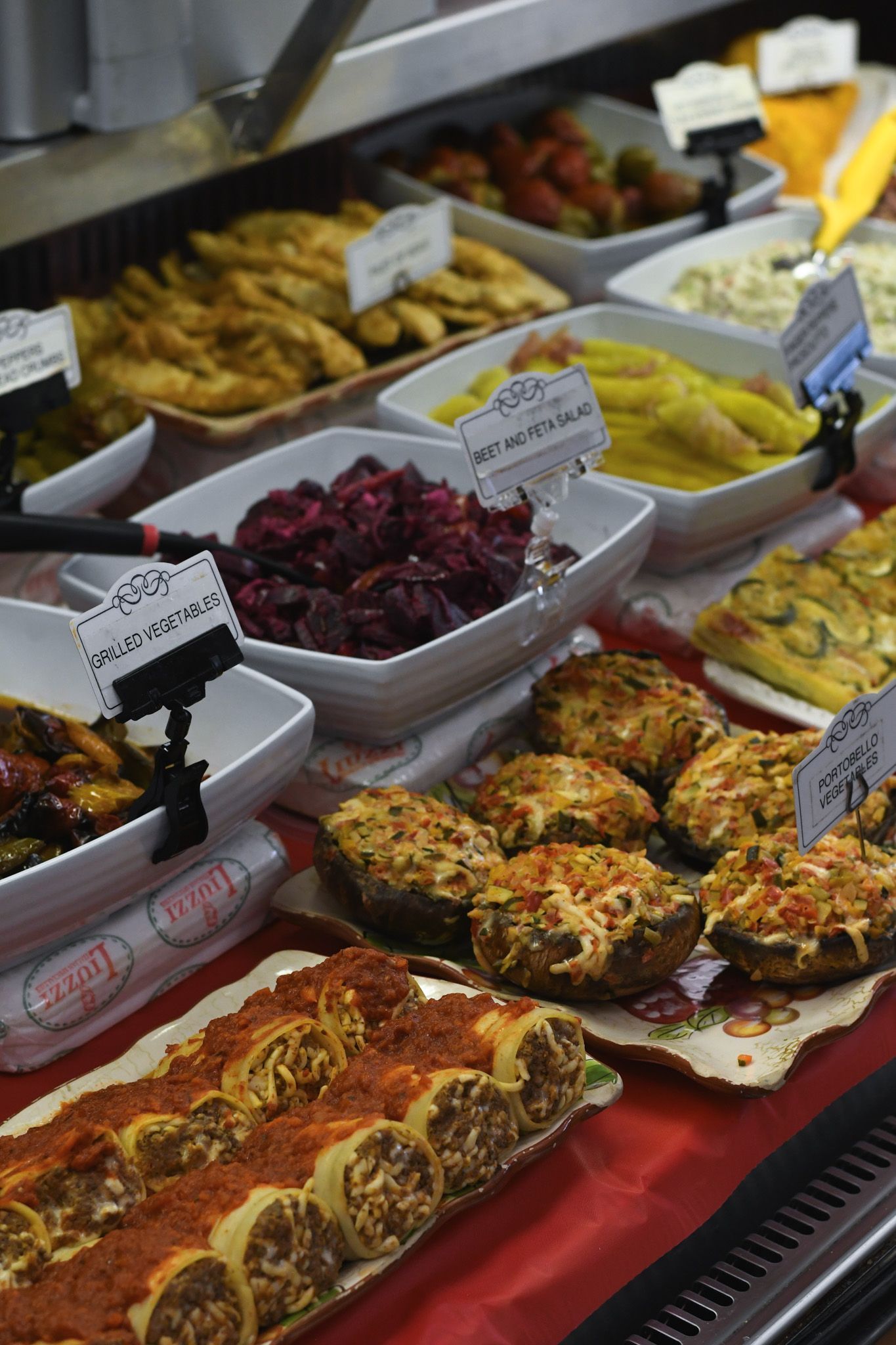 Liuzzi Gourmet Market Grab N Go Meals 11