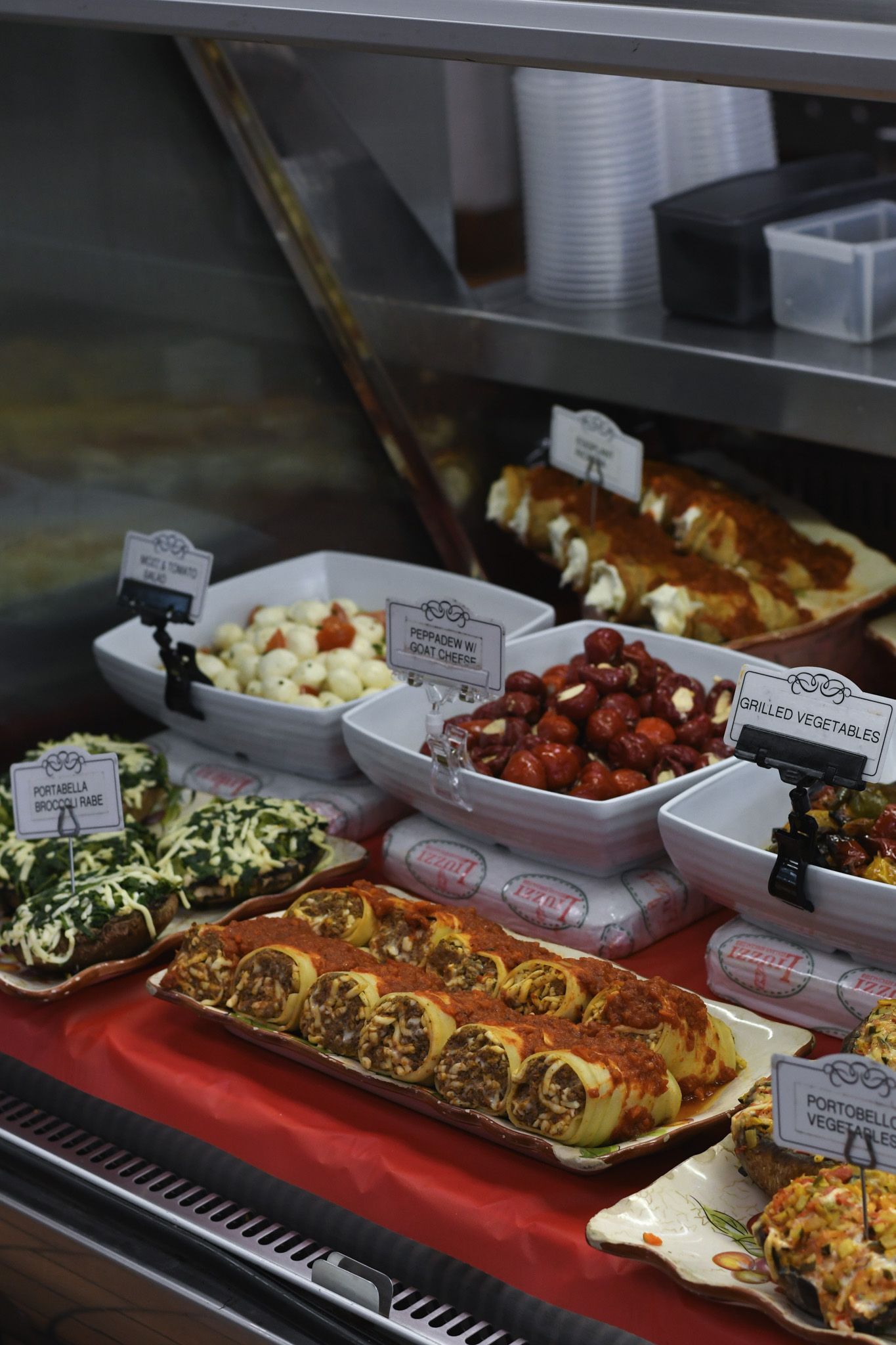 Liuzzi Gourmet Market Grab N Go Meals 18