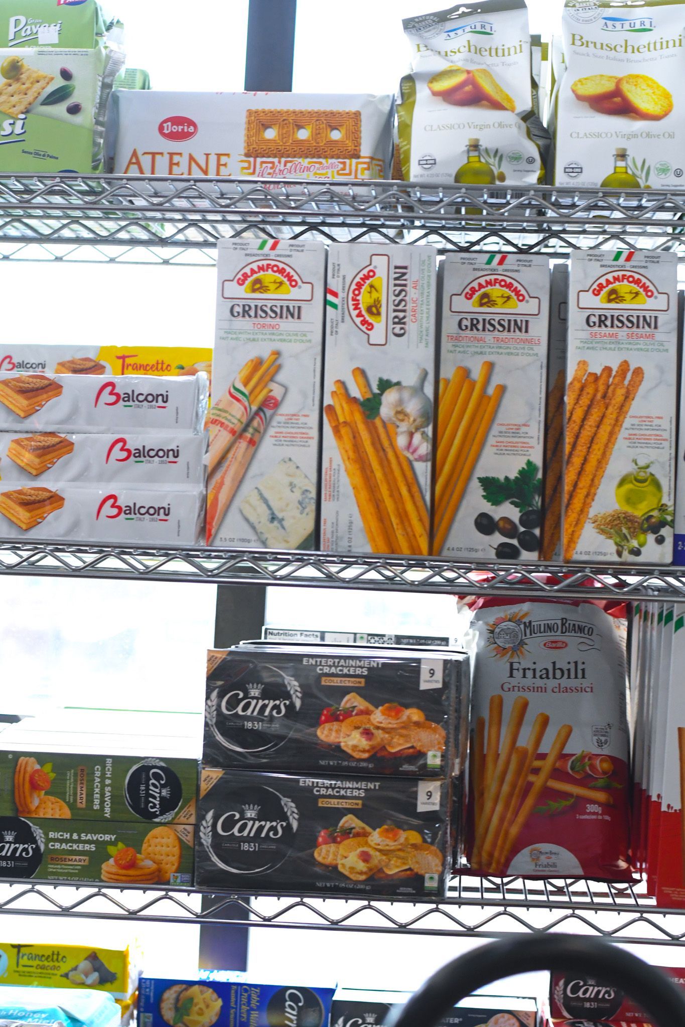 Liuzzi Gourmet Market - grocery 13