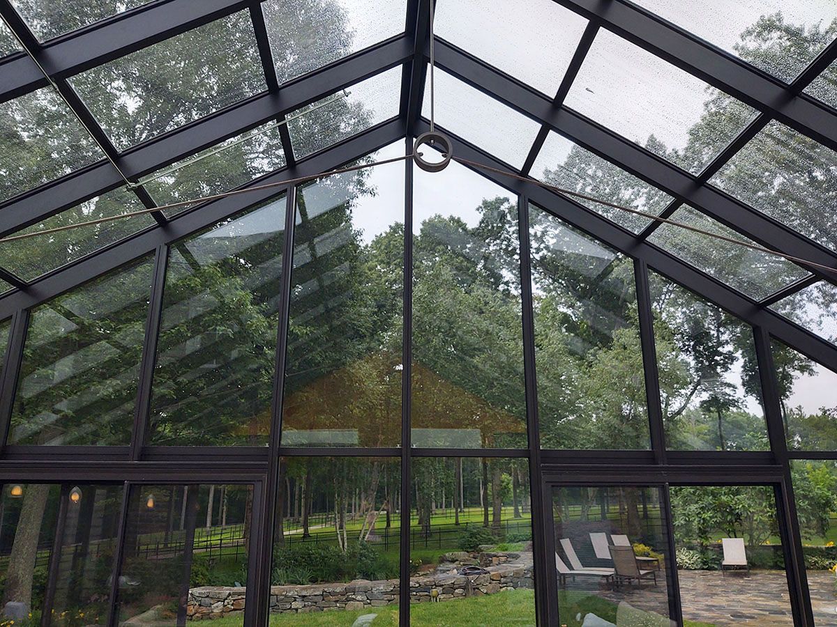 roof and window glass tint