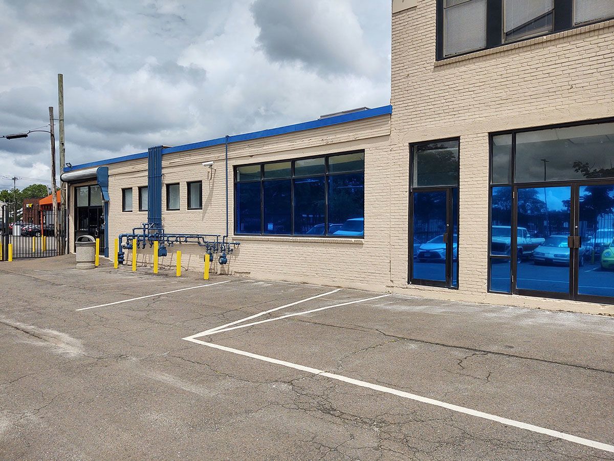 commercial privacy window tinting