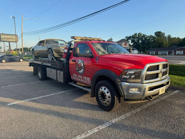 Joe's Towing & Transport