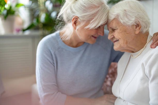 6 Key Risks of Memory Loss for Elderly Loved Ones at Home