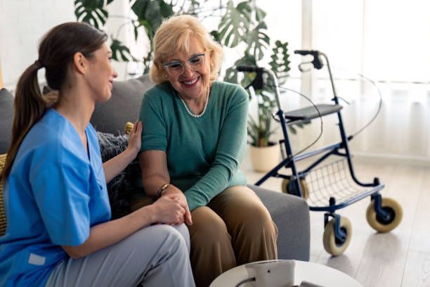 7 Day Home Care provides the best in-home care services near you in Forest Hills, Queens, New York