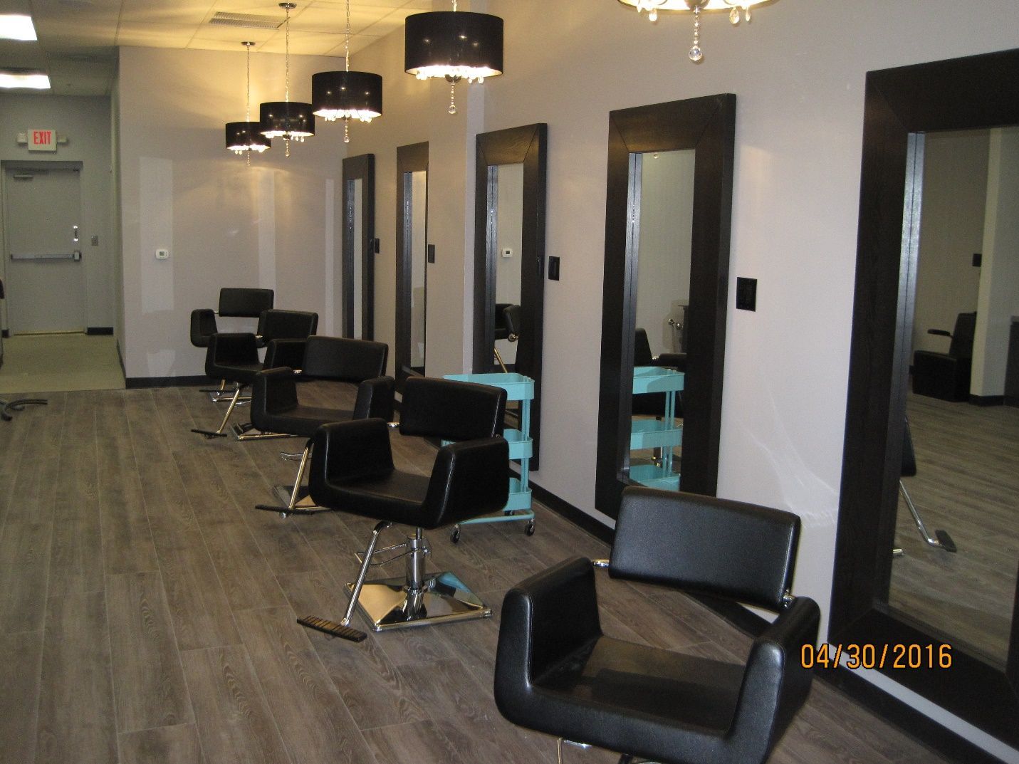 A photo of a hair salon.