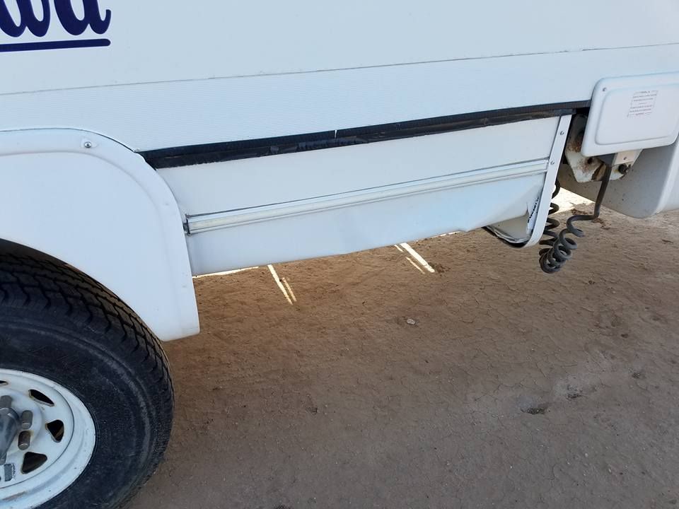 RV exterior repair