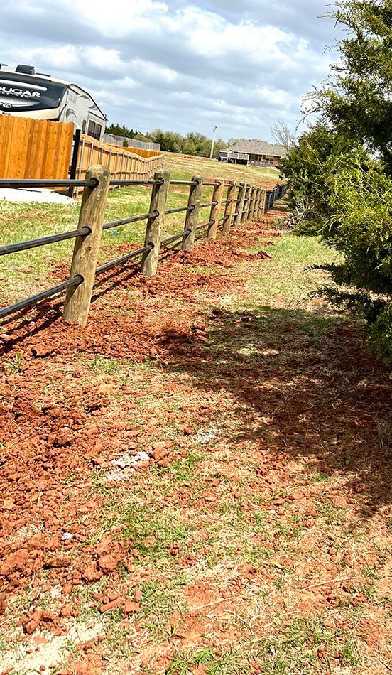 Trex and priefert fence