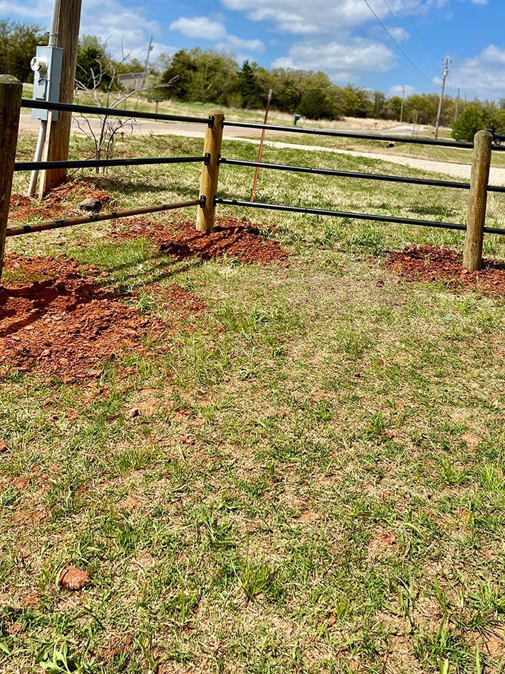 Trex and priefert fence