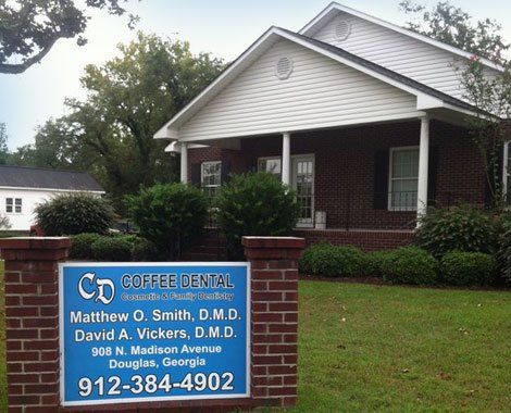 coffee dental clinic exterior