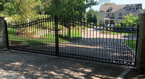 Custom gate
