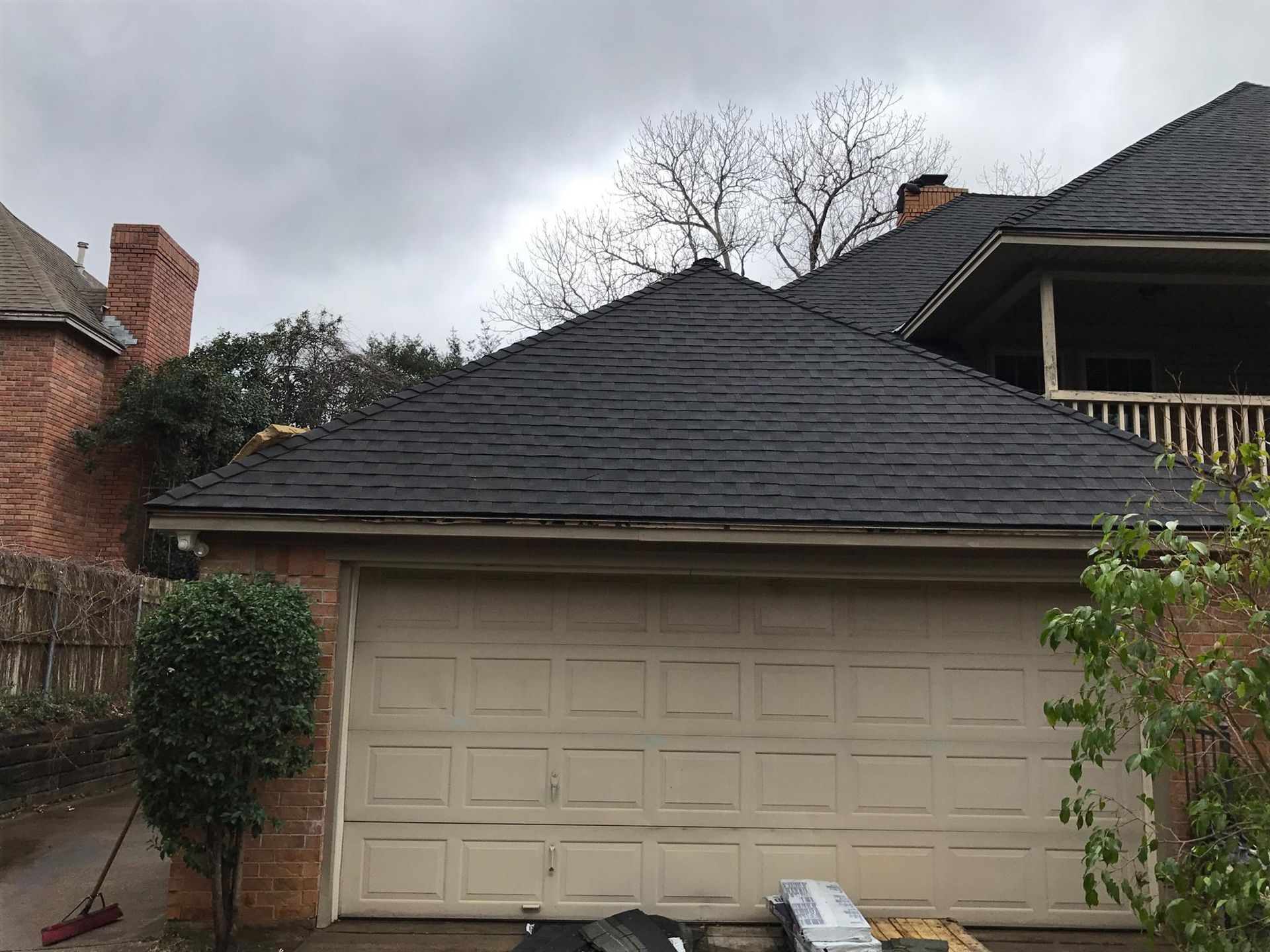 residential roofing repair service