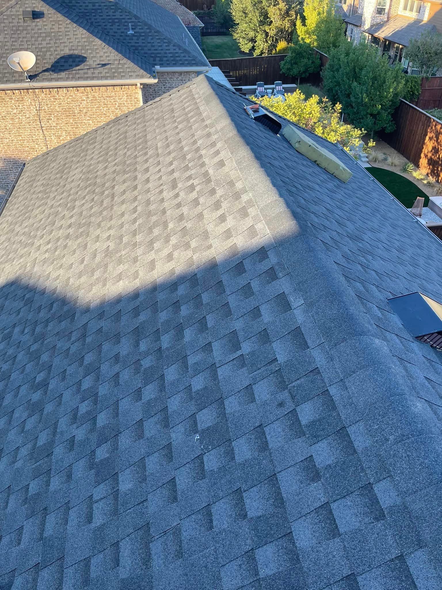 Roof shingles