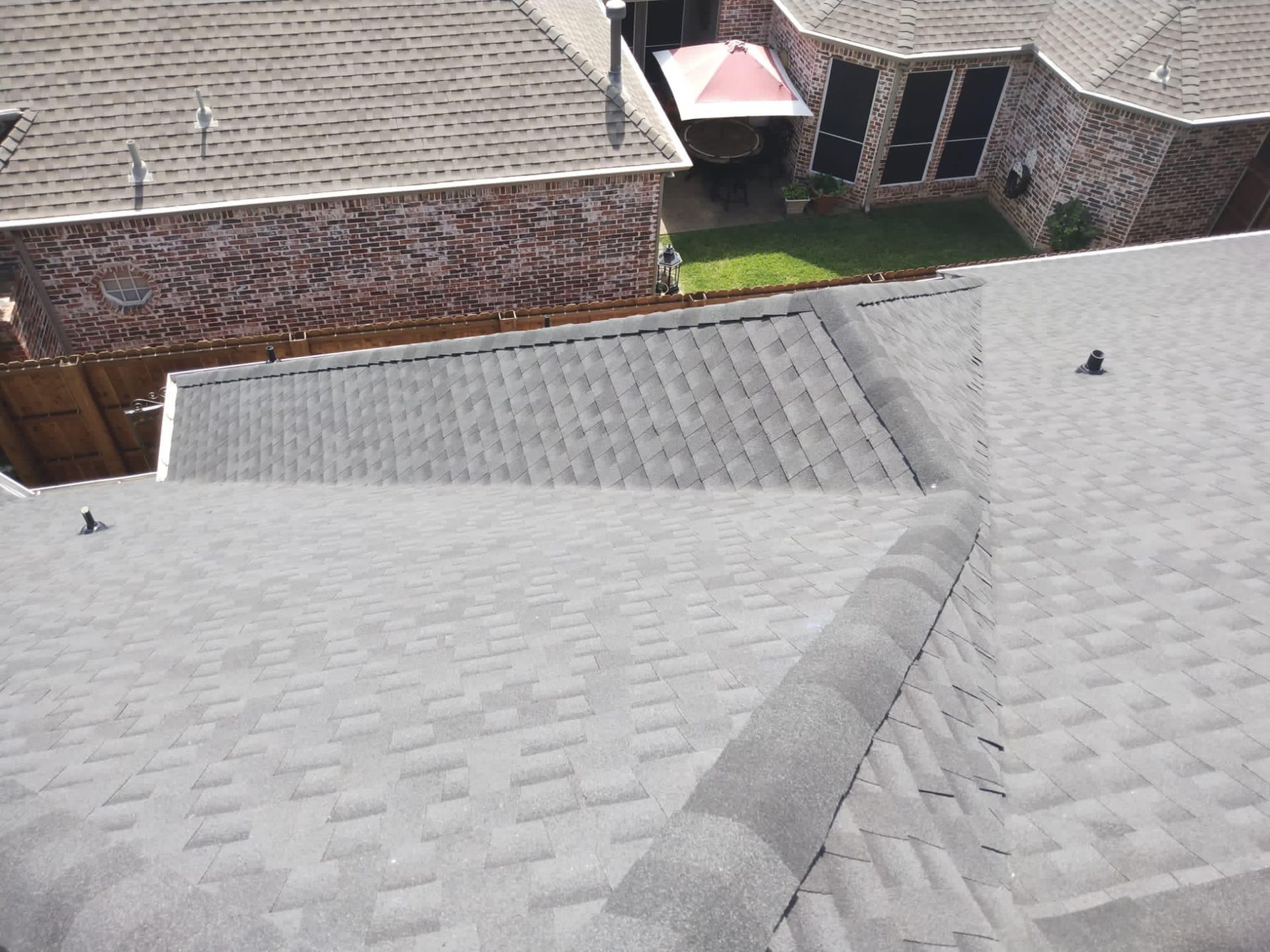 Residential Roof shingles design