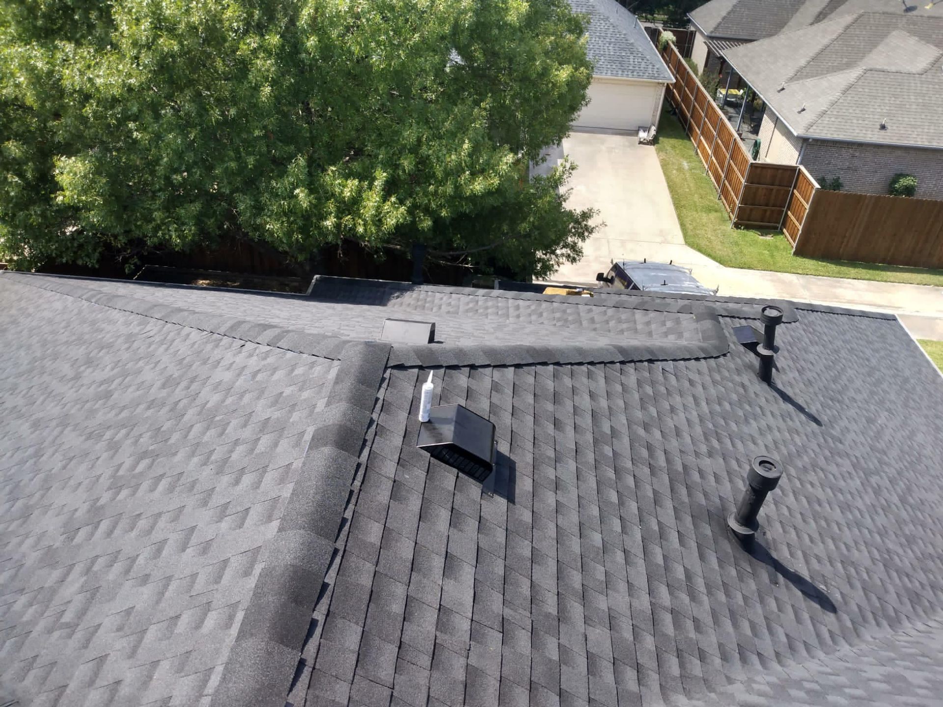 Roof shingles installation