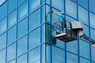 Commercial building window cleaning