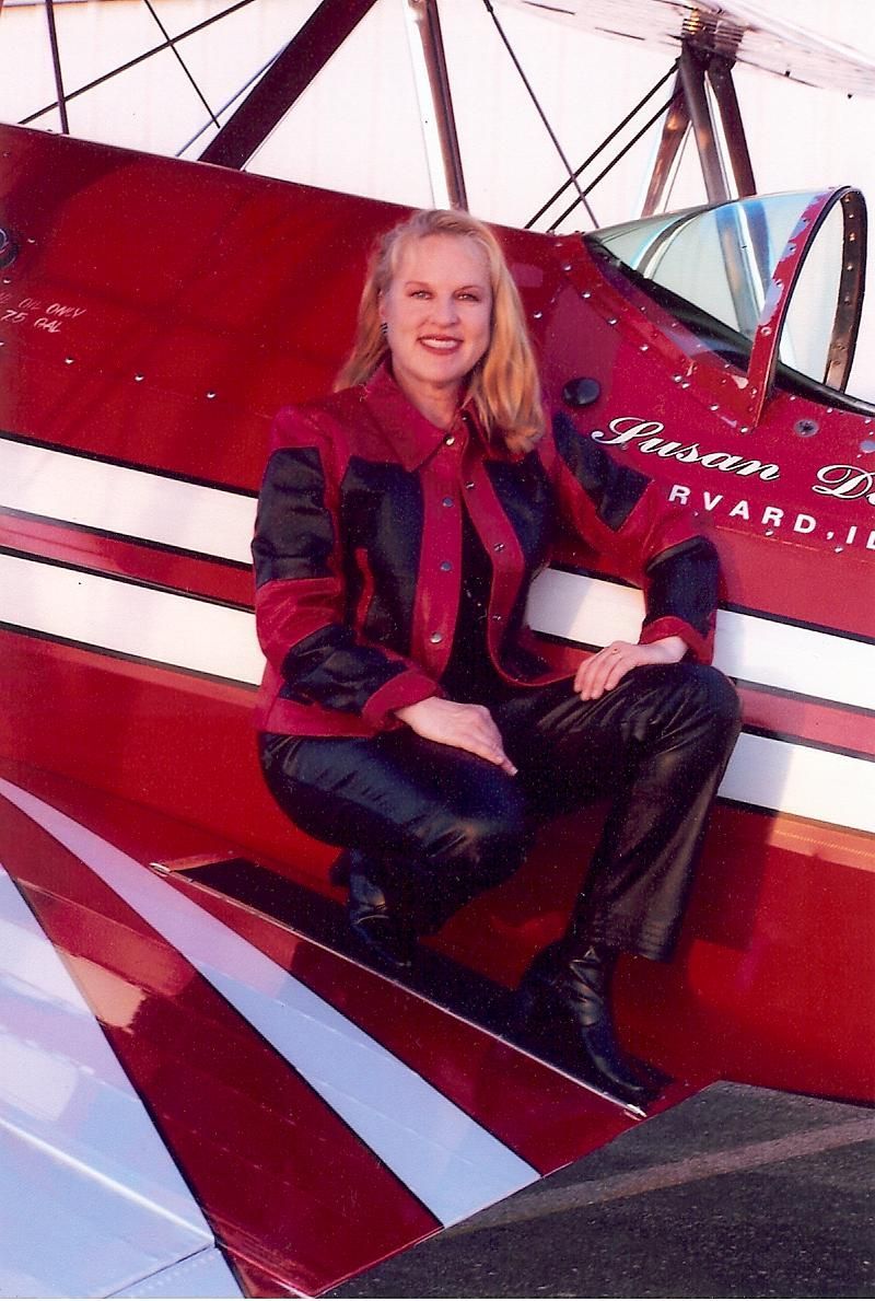 Susan Dacy in Aircraft