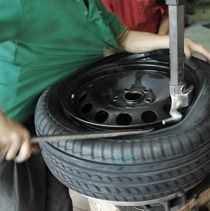 Tire-repair-services