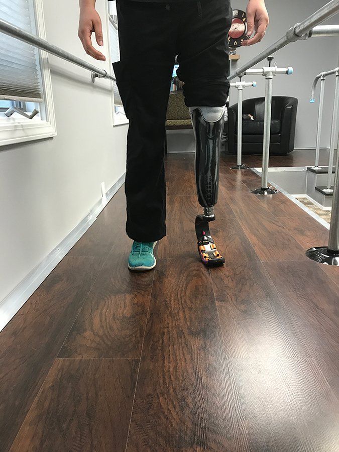 Prosthetic leg