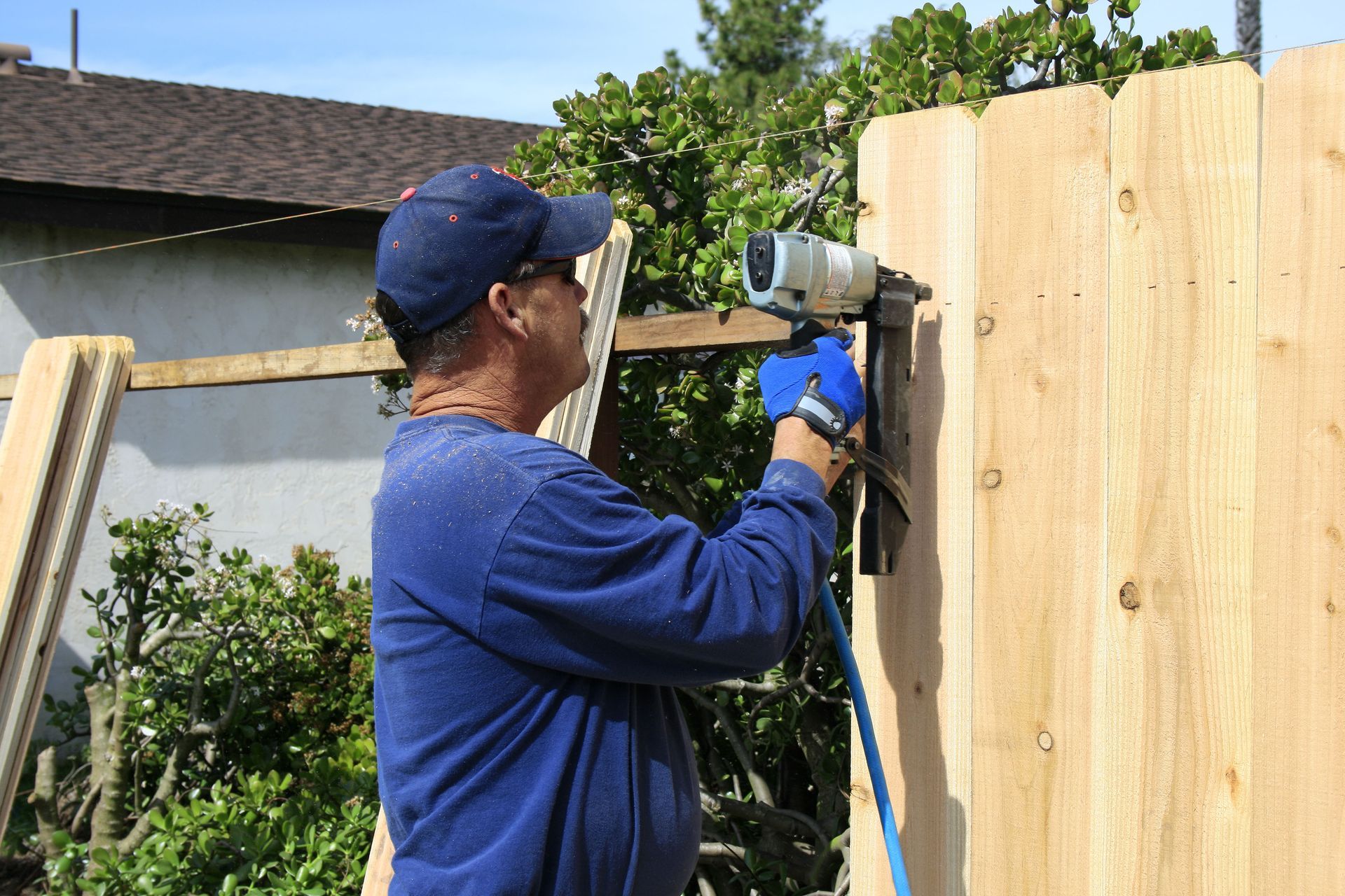 local fence contractor