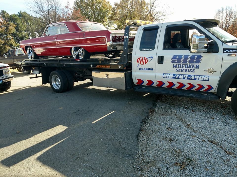 918 Wrecker Service image