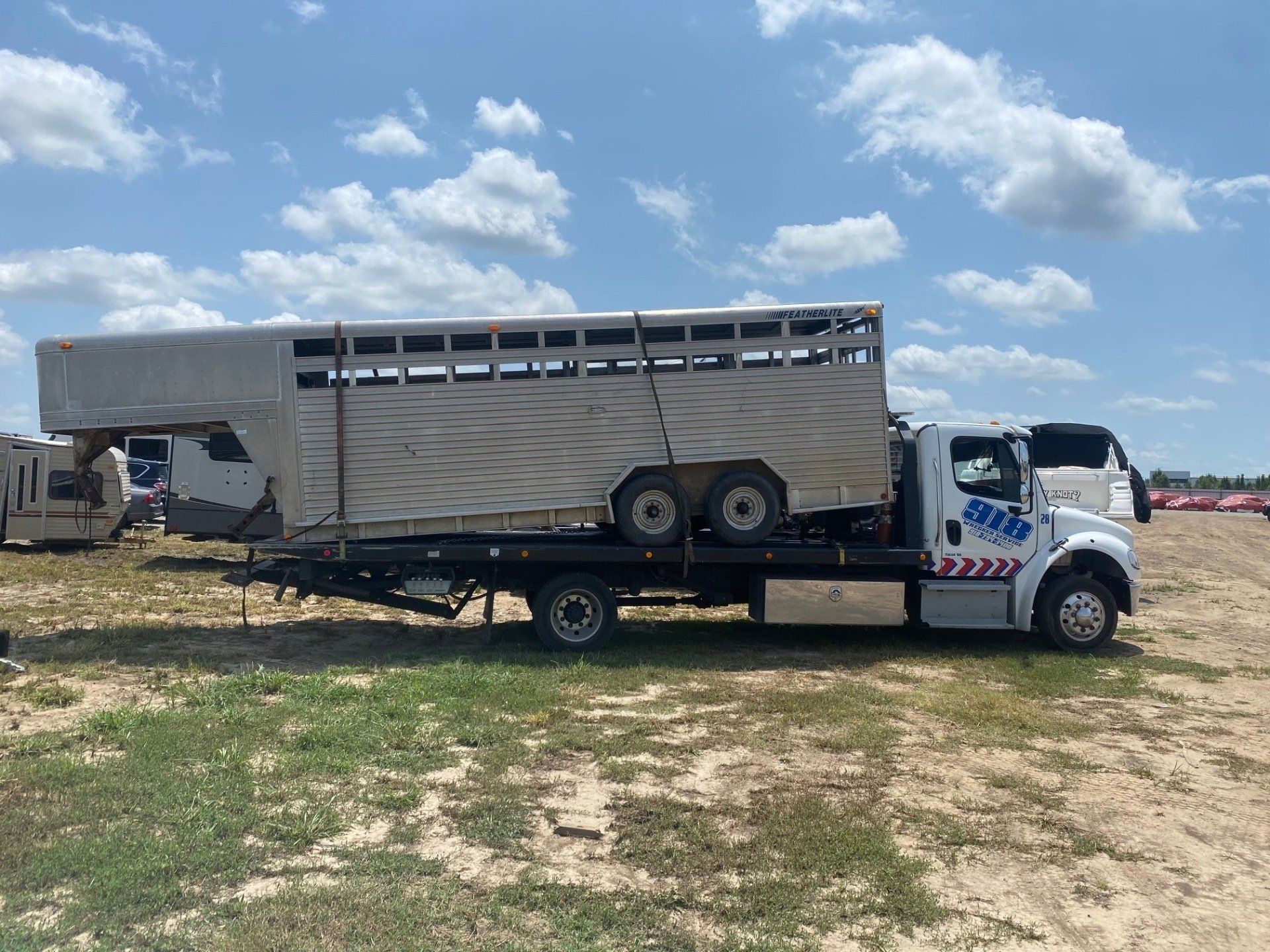 918 Wrecker Service image