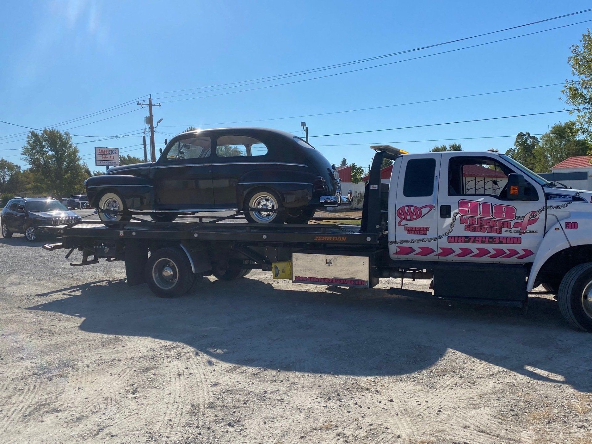 918 Wrecker Service image