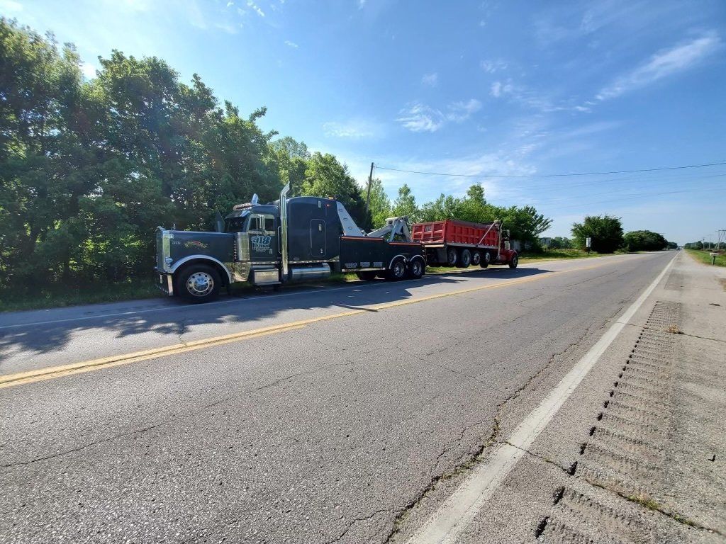 918 Wrecker Service image