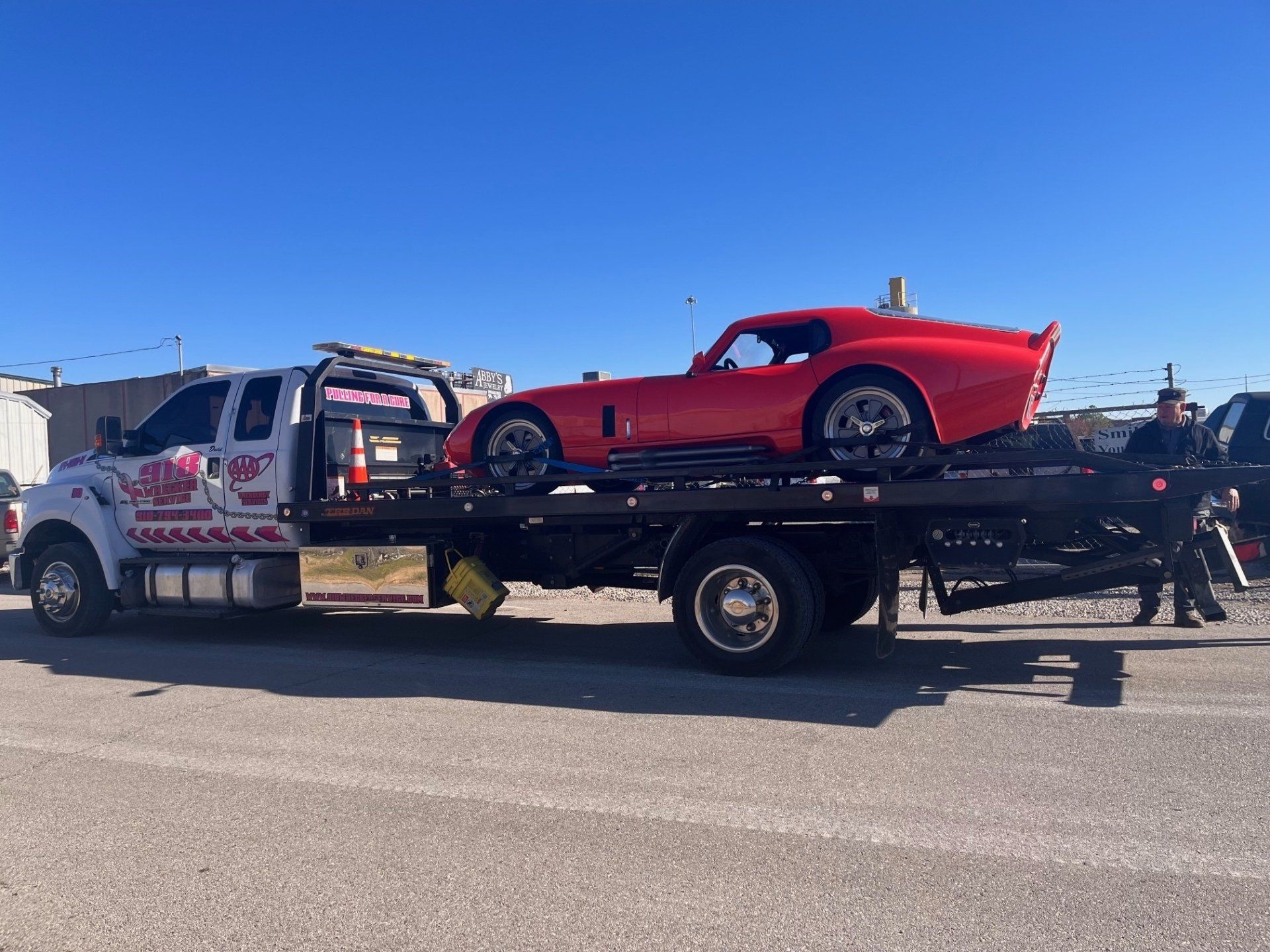 918 Wrecker Service image