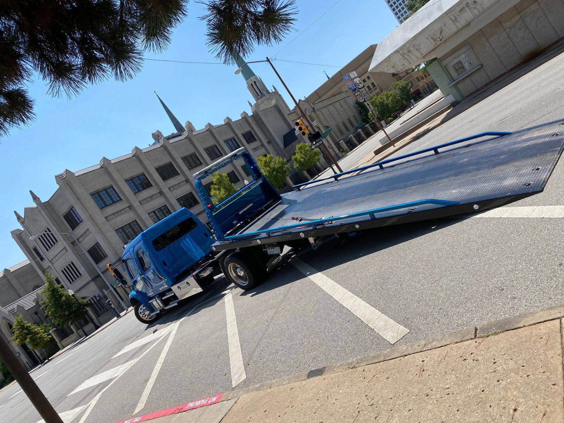 918 Wrecker Service image