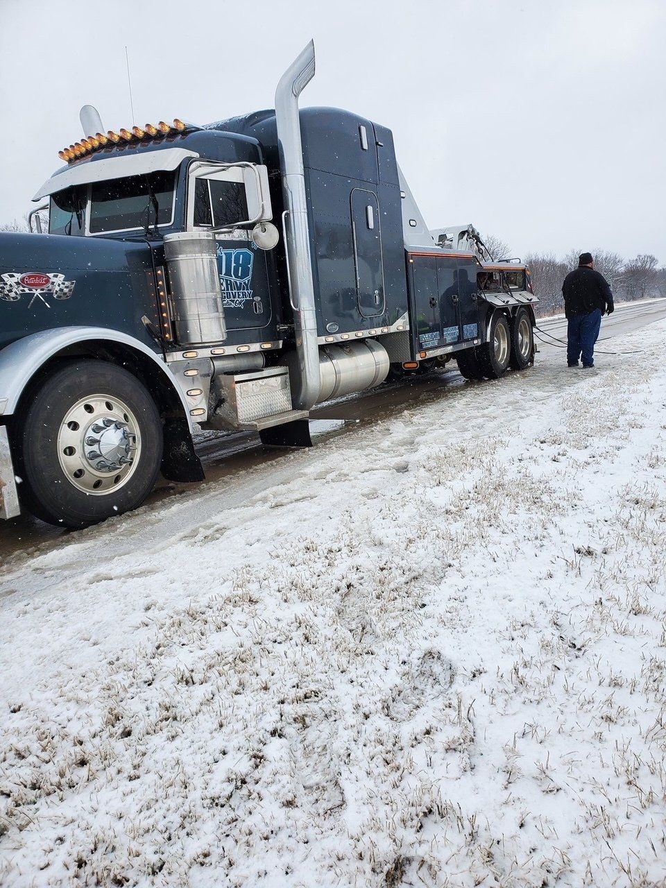 918 Wrecker Service image