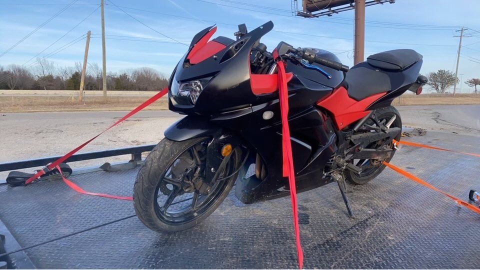 918 Wrecker Service image