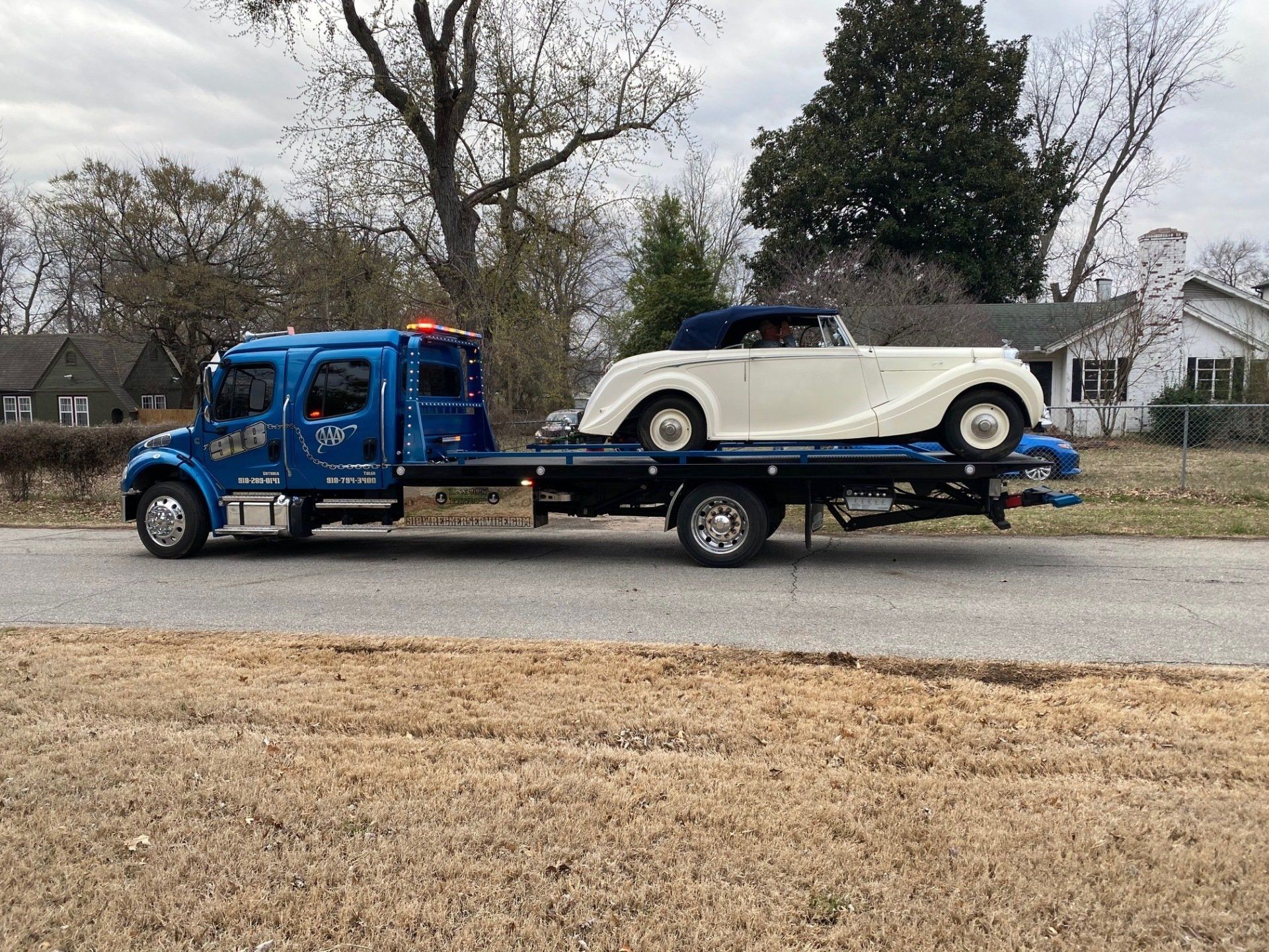 918 Wrecker Service image