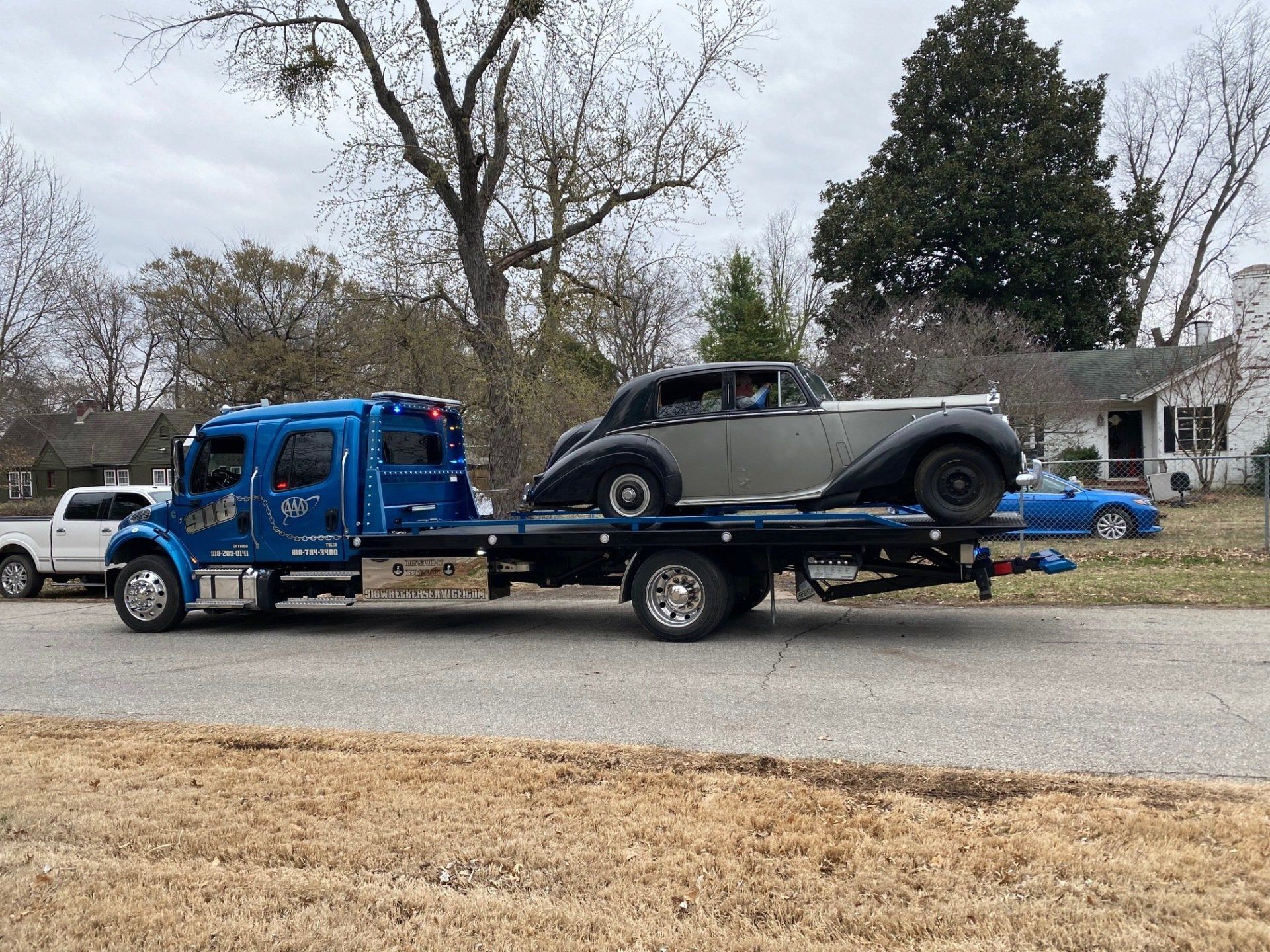 918 Wrecker Service image