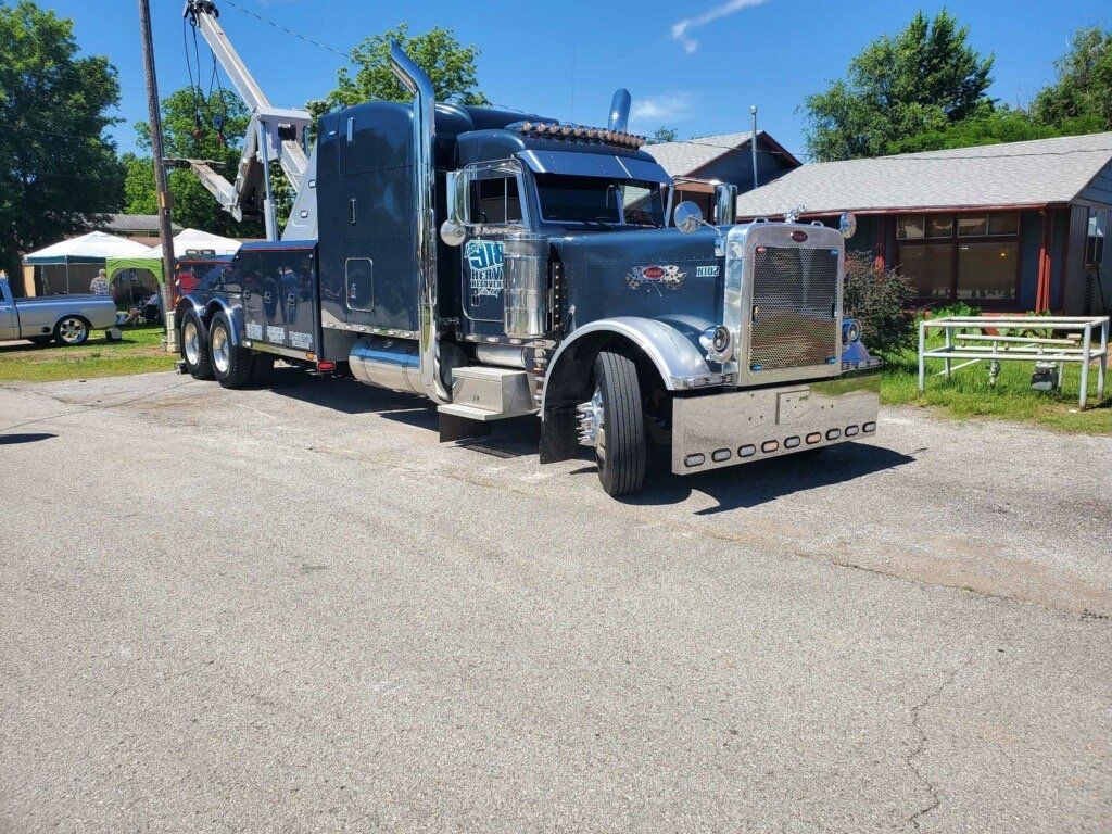 918 Wrecker Service image