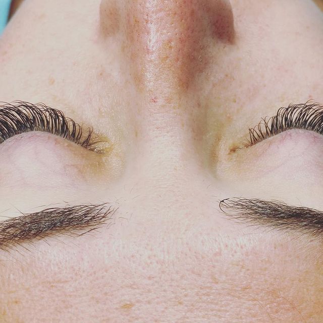 Full Set Lash extension services