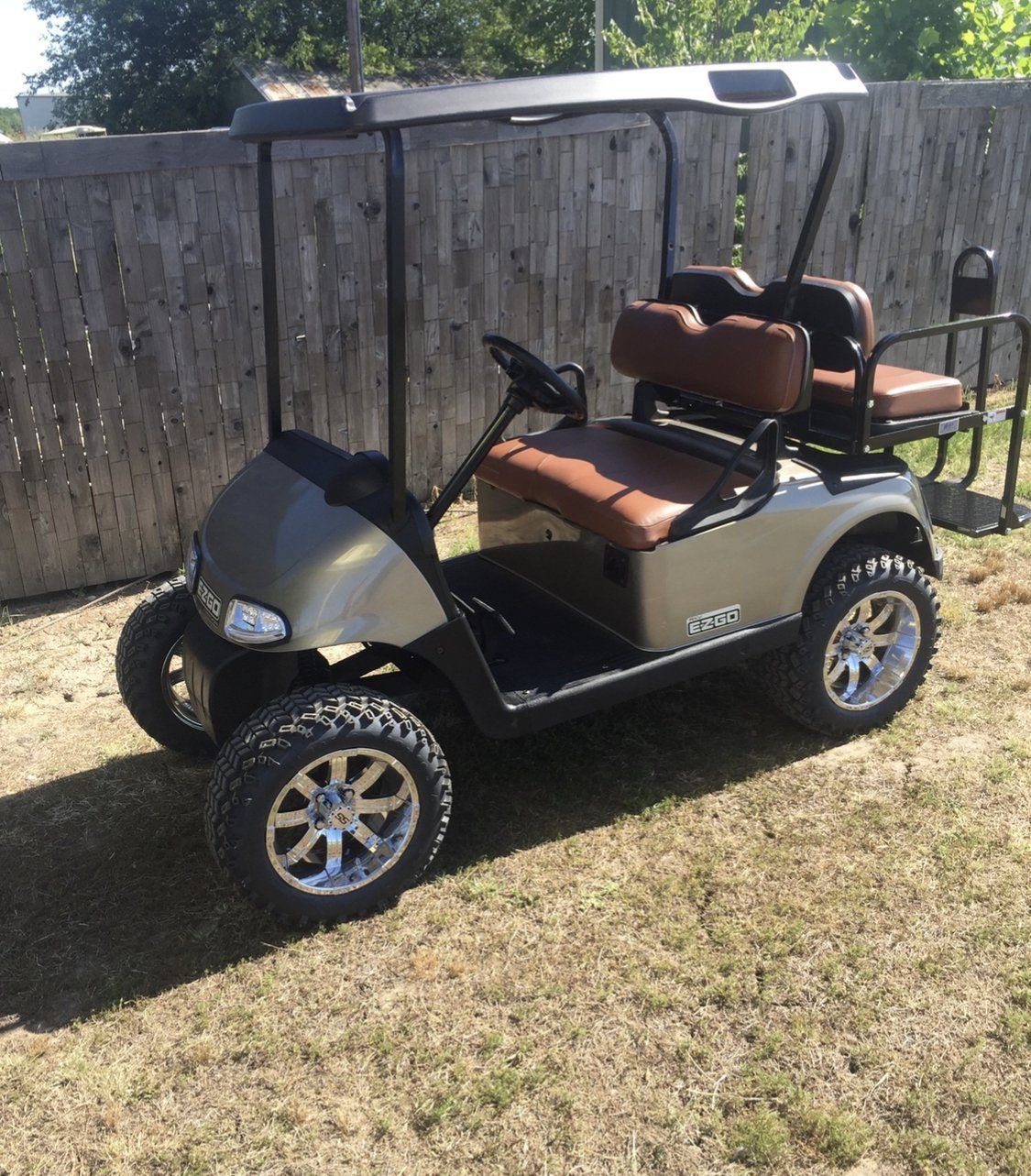 Golf car