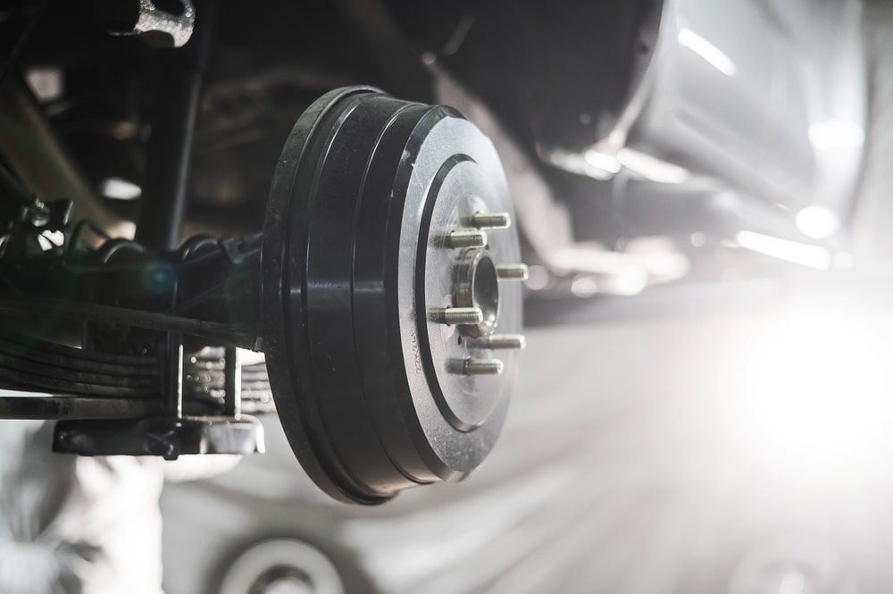 Disc Brakes vs Drum Brakes