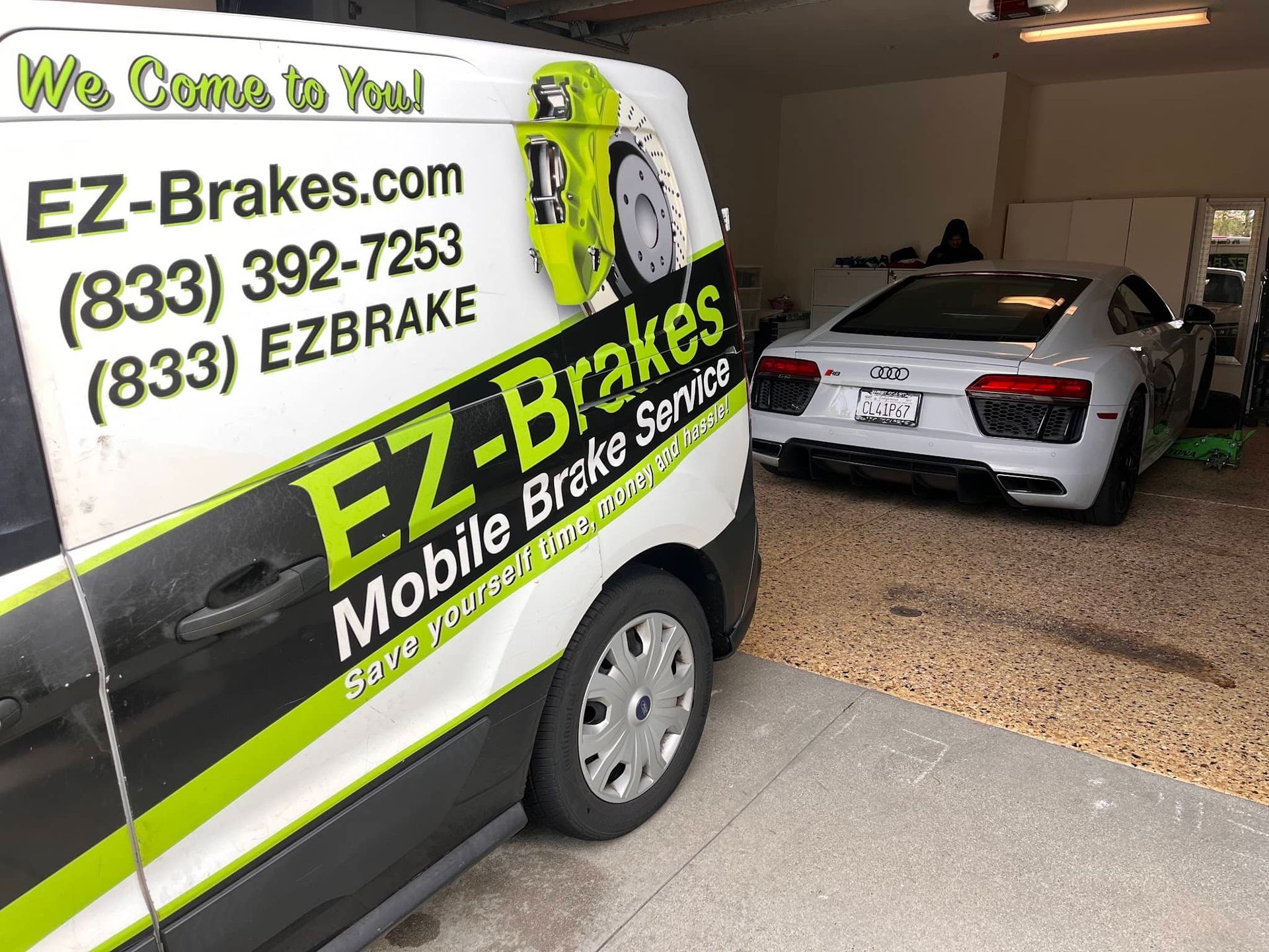 Tricks to bleeding brakes, Bleeding brakes by yourself, How to get air out of brake lines without bleeding, brake system, brake pads, right front, left rear, brake bleeder, fresh fluid, open reservoir, spongy brakes, right rear, different sequence, vehicle’s service manual, entire brake caliper, appropriate torque level, old brake fluid