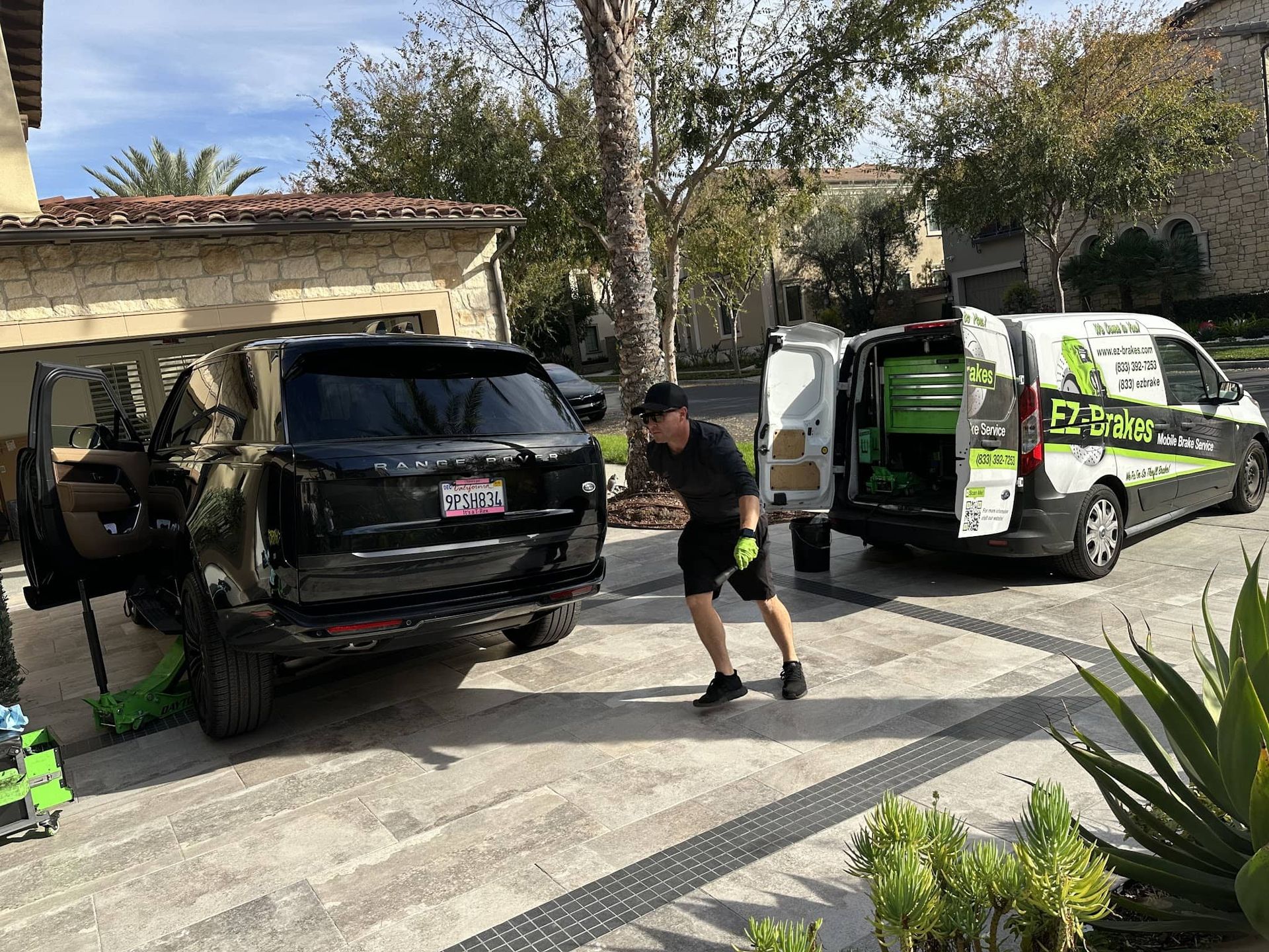 Drum brake adjustment tool, disc brakes, brake adjuster, brake pads, test drive, rubber plug, opposite direction, drum brake adjuster, years of experience, car brakes, state vehicle inspection, rear of the vehicle, adjuster arm, rear wheel, screwdriver