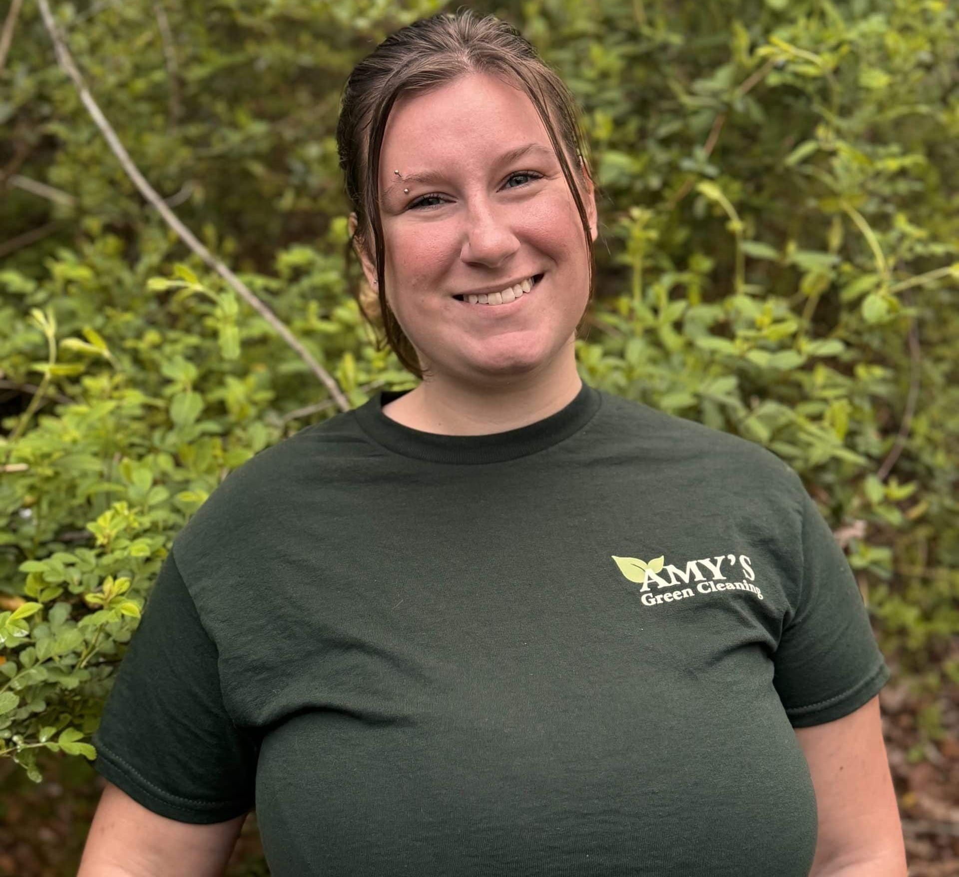 Ashton R., Cleaning Professional