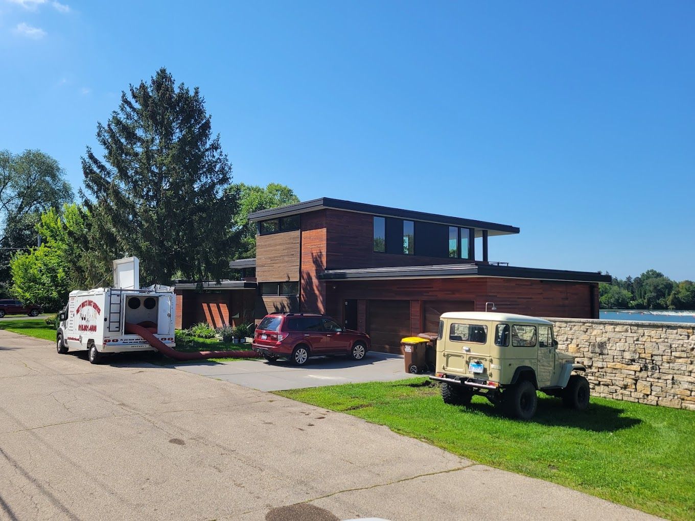 Duct cleaning service