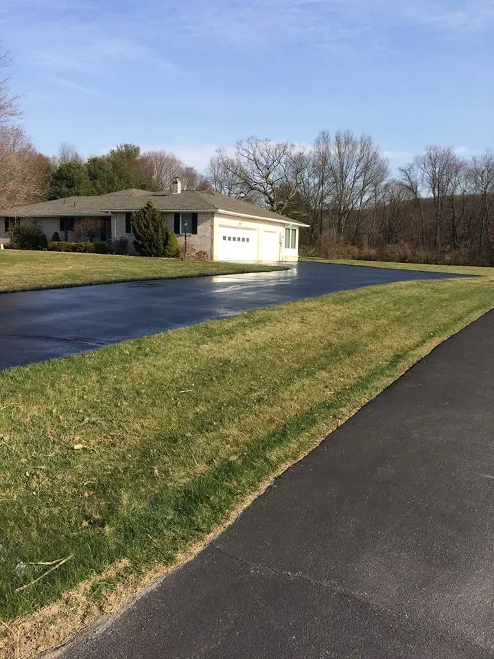 Asphalt Paving Service