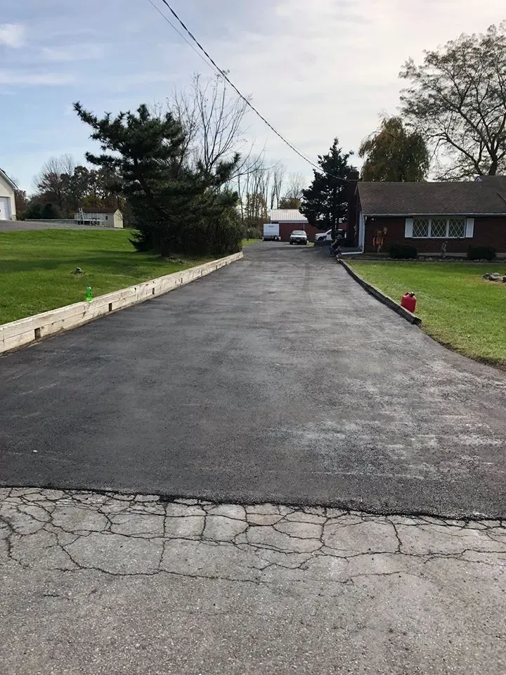 Asphalt Paving Service