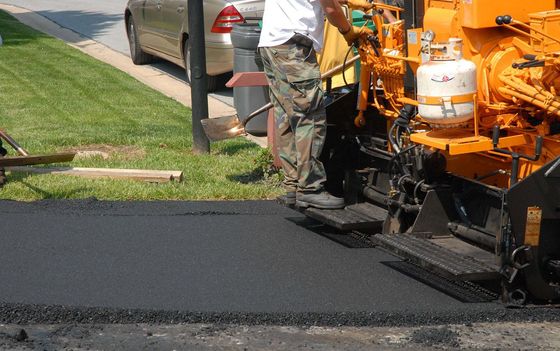 Asphalt Paving Service