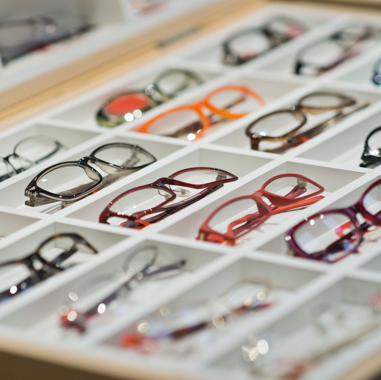 Eye glasses
